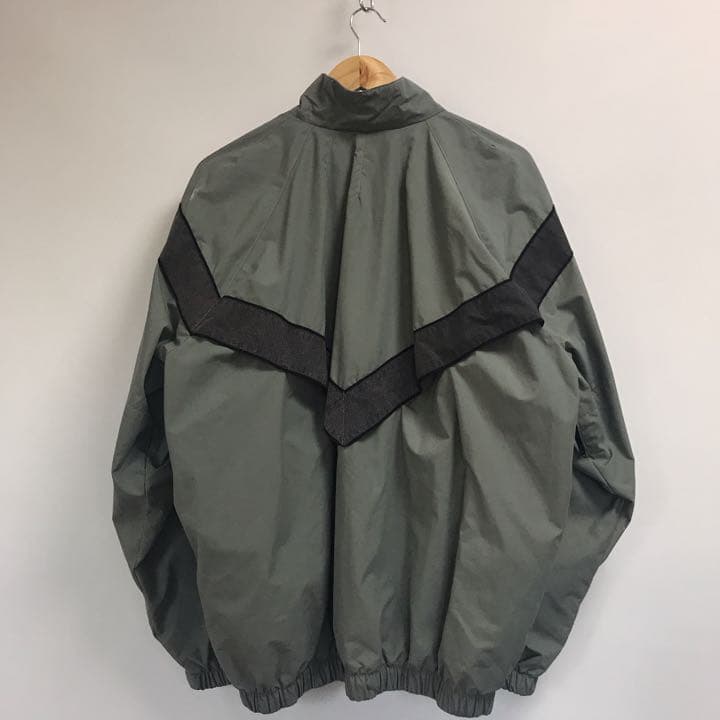 ヴィンテージ古着 ナイロンジャケット ミリタリー 軍物 軍服 刺繍ロゴ