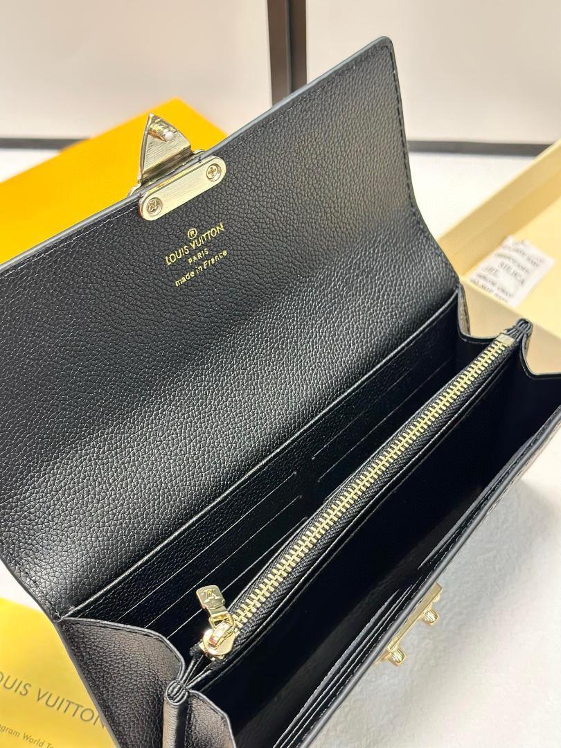 Vuitton ポルトフォイユ