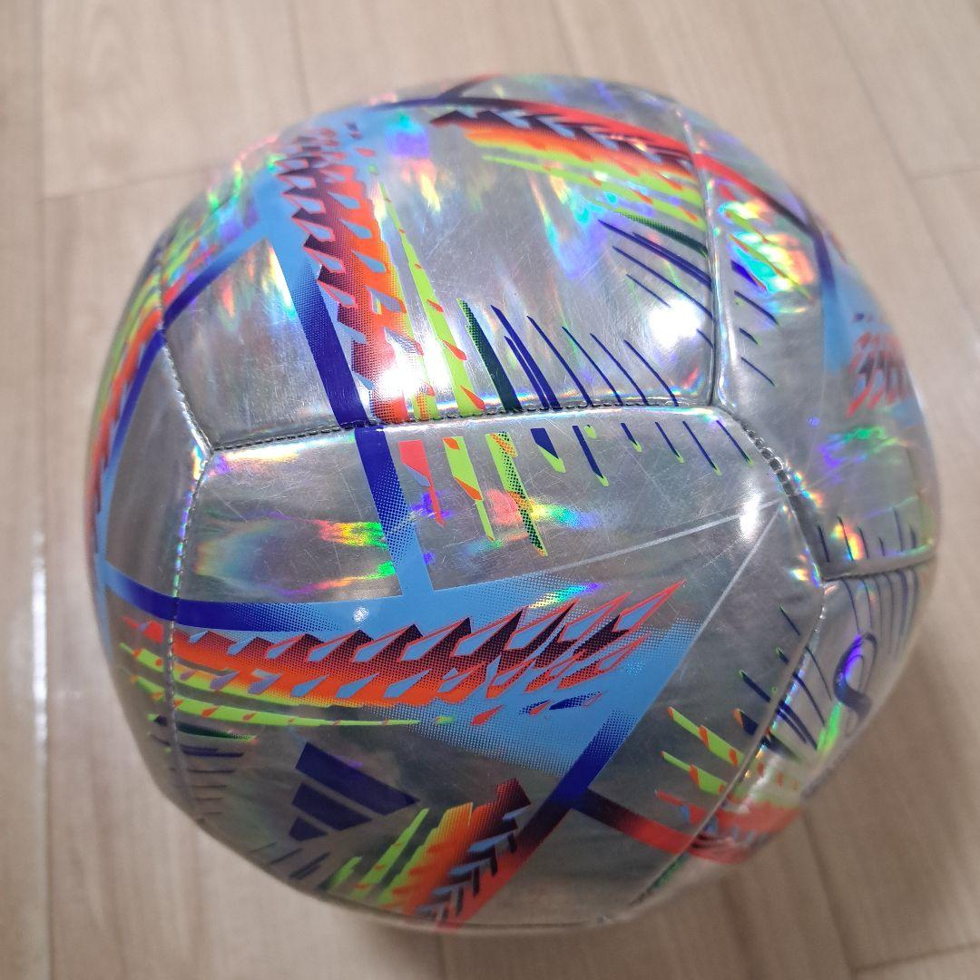 【美品】adidasFIFAワールドカップカタール2022 サッカーボール4号球