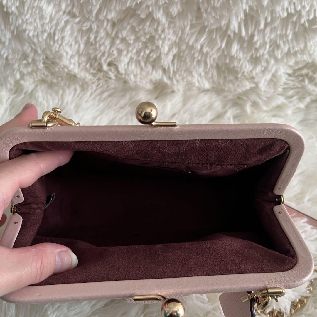 【COACH】NORA キスロック シグナチャー クロスボディ COACH コーチ ピンク ノラ キスロック クロスボディ ショルダー