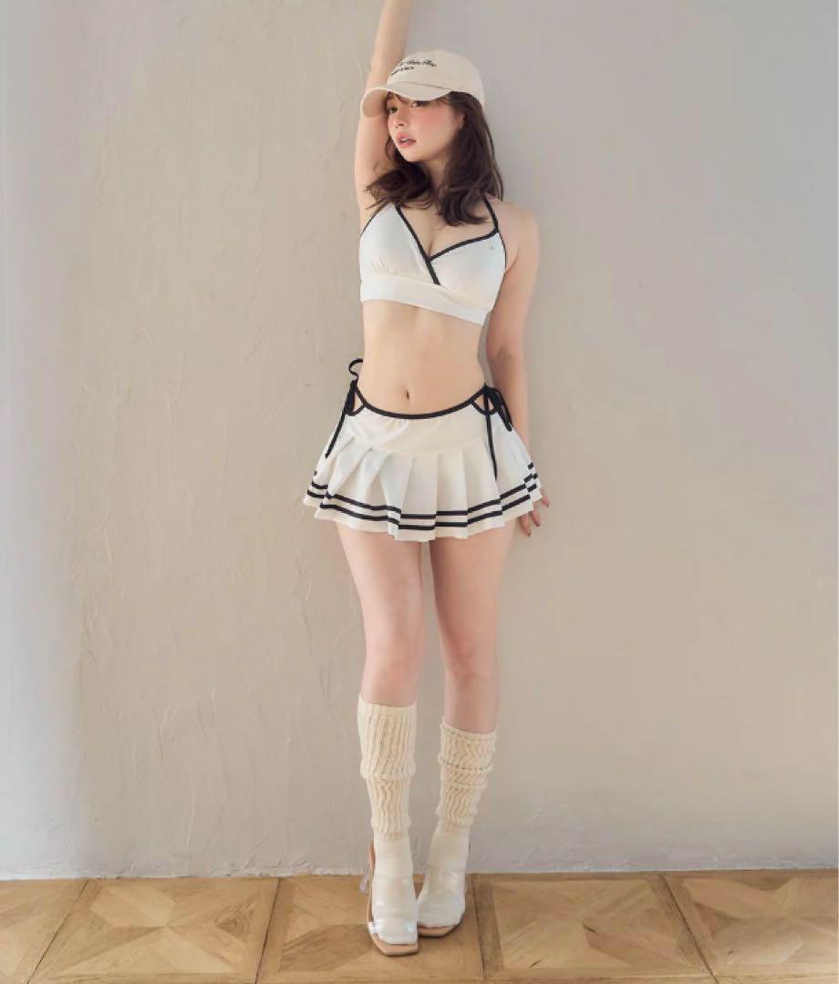 Andmary Coco pleats swimwear White 水着