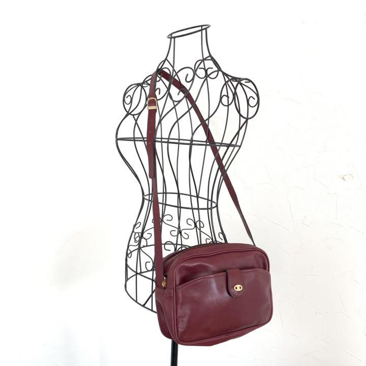celine セリーヌ ワインレッド　レザー　ショルダーバッグ  マカダムロゴ