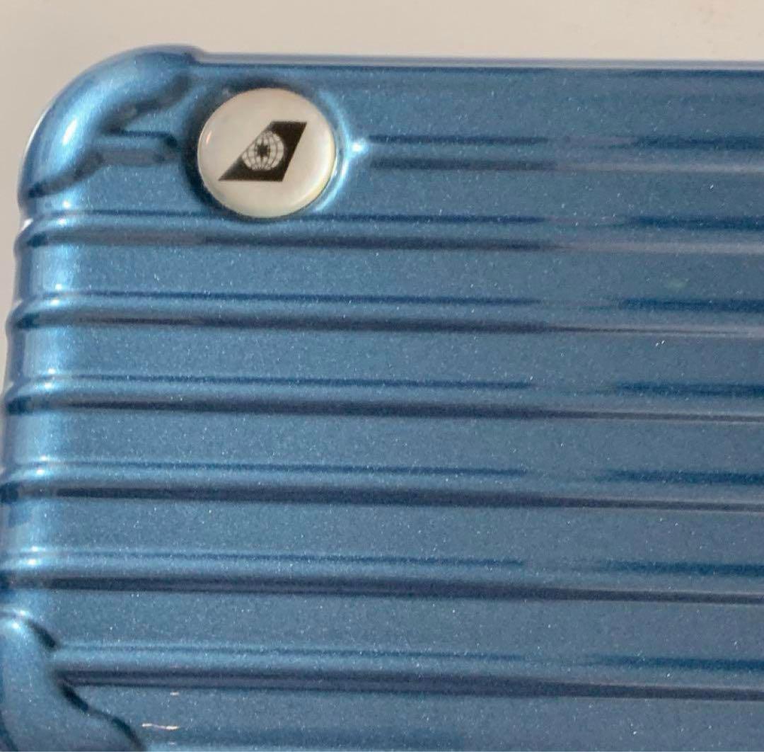 【ファーストクラス限定非売品】rimowa エバー航空　トラベルポーチ エバー航空ファーストクラス限定 RIMOWA アメニティポーチ 白