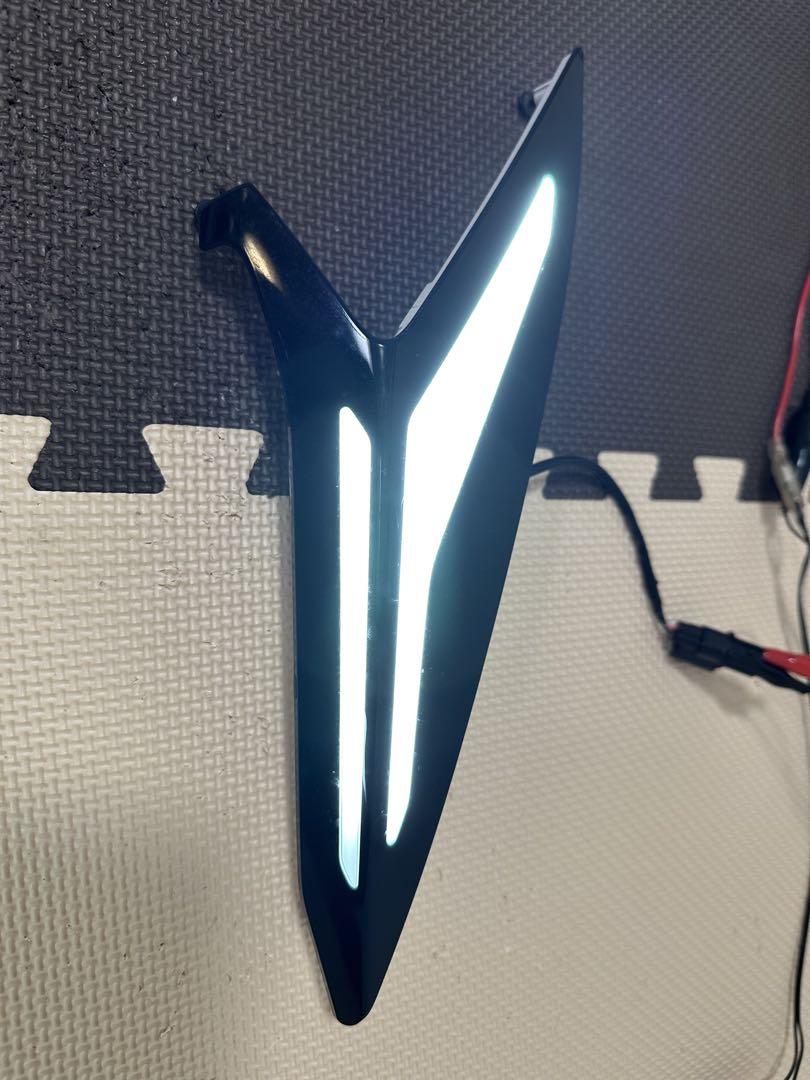 60 プリウス　モデリスタ　LED