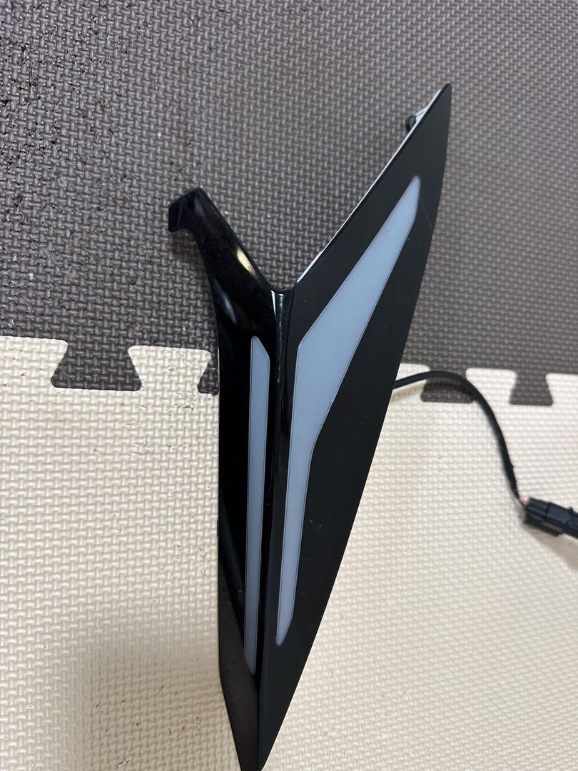 60 プリウス　モデリスタ　LED