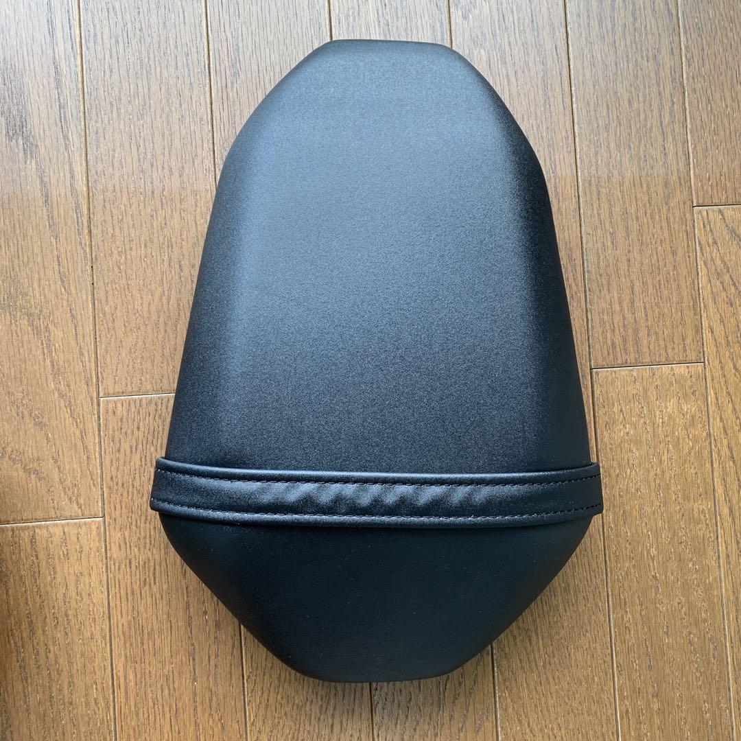 【最終値下げ】☆新品☆ヤマハ MT-07 (2024年式)純正シート セット 【最終値下げ】☆新品☆ヤマハ MT-07 (2024年式)純正シート セット