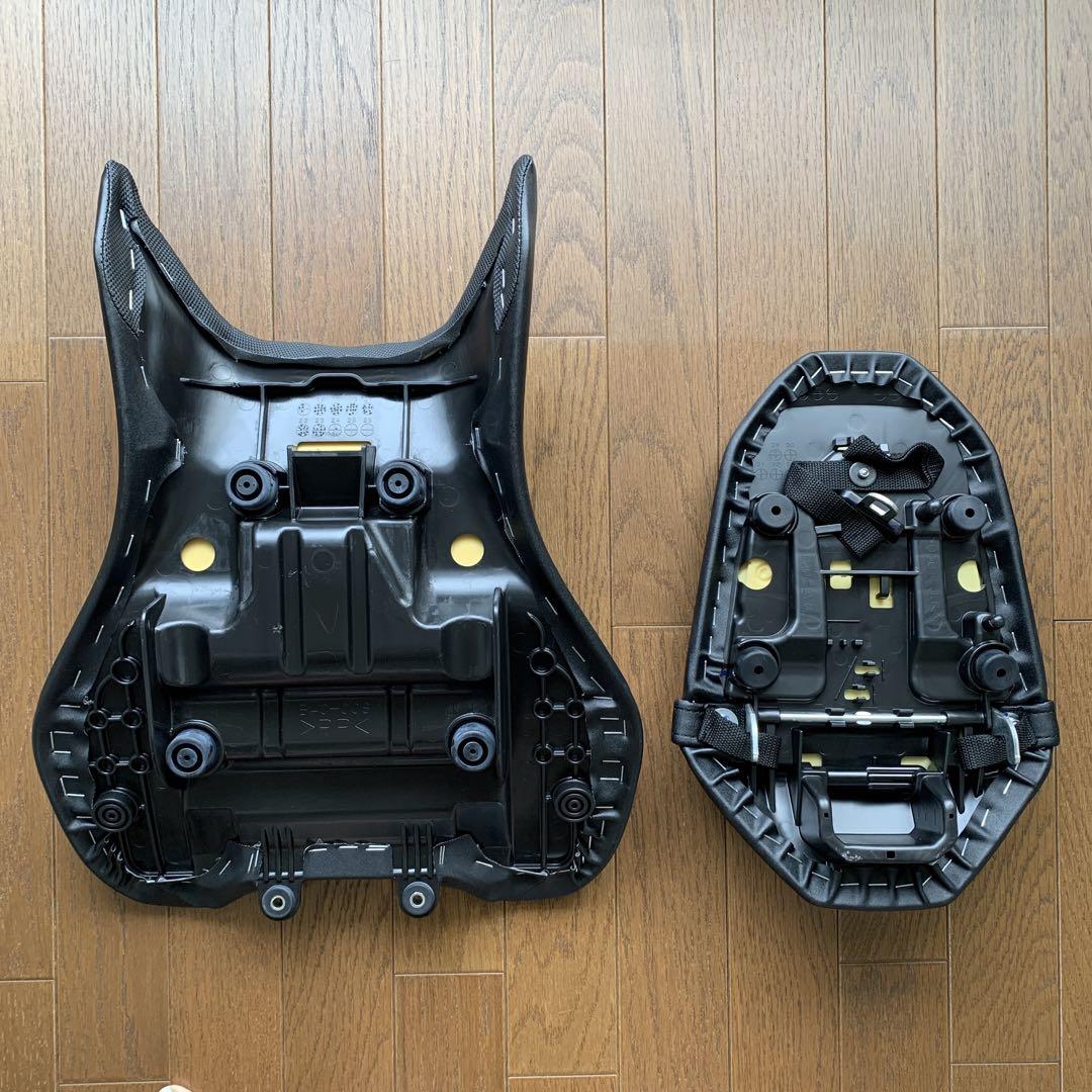 【最終値下げ】☆新品☆ヤマハ MT-07 (2024年式)純正シート セット 【最終値下げ】☆新品☆ヤマハ MT-07 (2024年式)純正シート セット