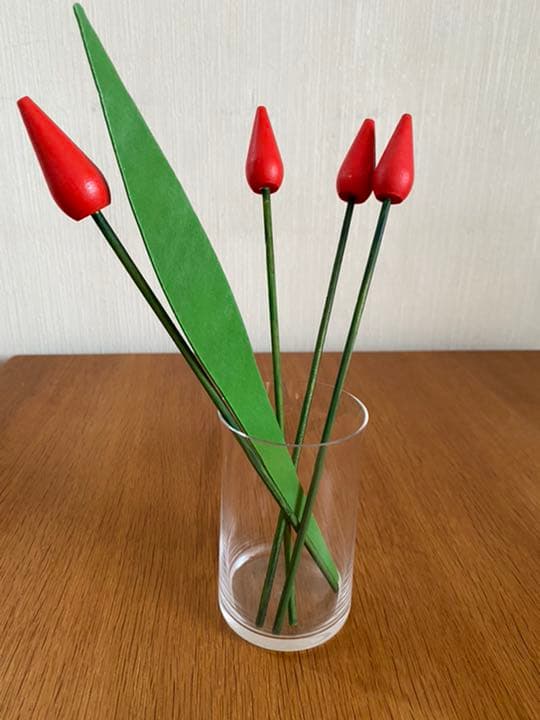 激安正規品 Johan iittala フィンランド 木製 チューリップ 赤 aarikka