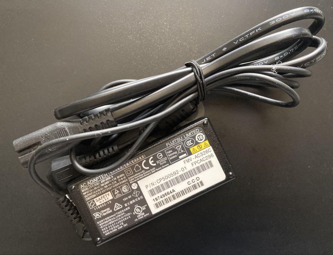 富士通LIFEBOOK U939/B i5-8265U Mem8GB