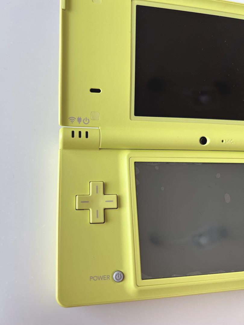 Nintendo ニンテンドーDS i ライムグリーン
