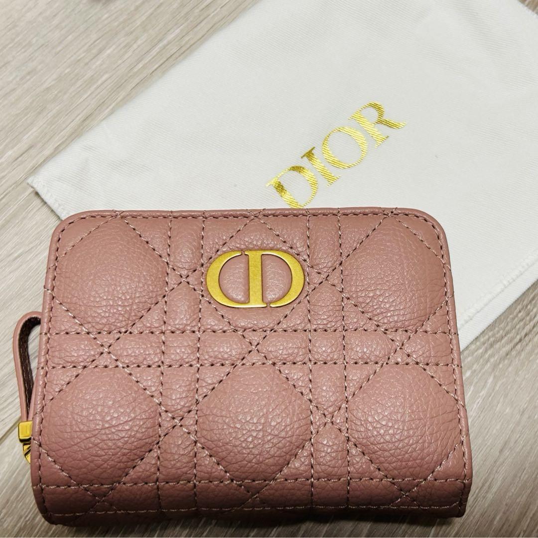 Dior Caro Scarlet ウォレット 二つ折り財布 Dior Caro Scarlet ウォレット 二つ折り財布