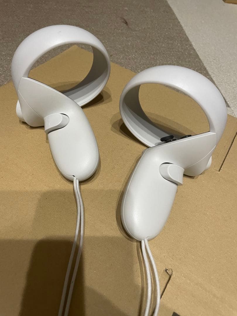 あまつか様専用【美品】Oculus Quest 2[オキュラスクエスト 2