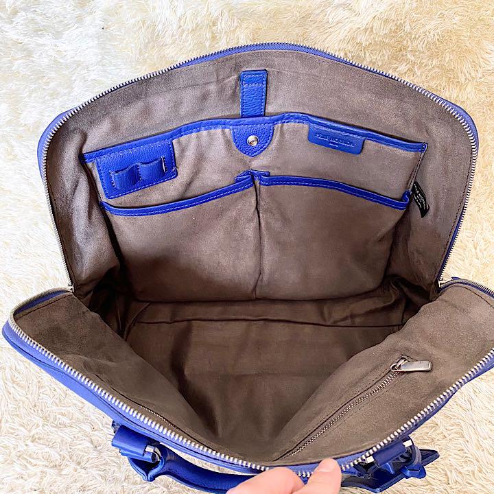 ポイント5倍 極美品✨ペッレモルビダ シュリンクレザー 青 BXZJR-m25152391706 メイデンボヤージュ ビジネスバッグ 大人気特価