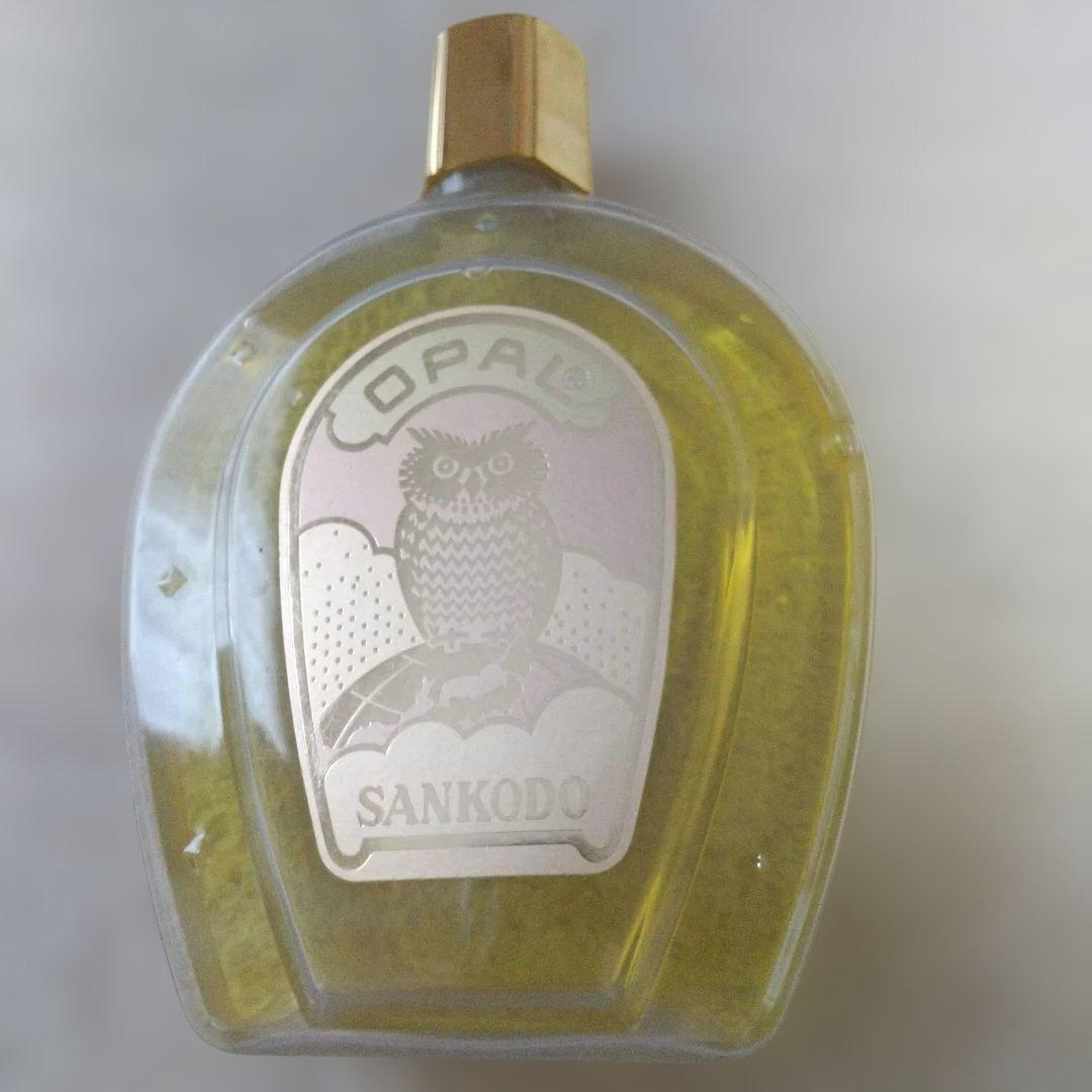 薬用 オパールR-Ⅲ 美容原液 化粧水目立った傷や汚れなし