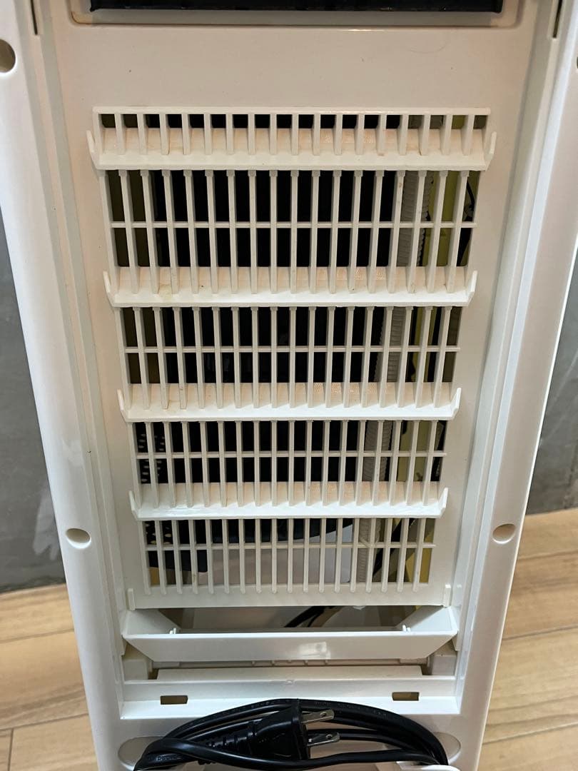 W 製傷や汚れあり