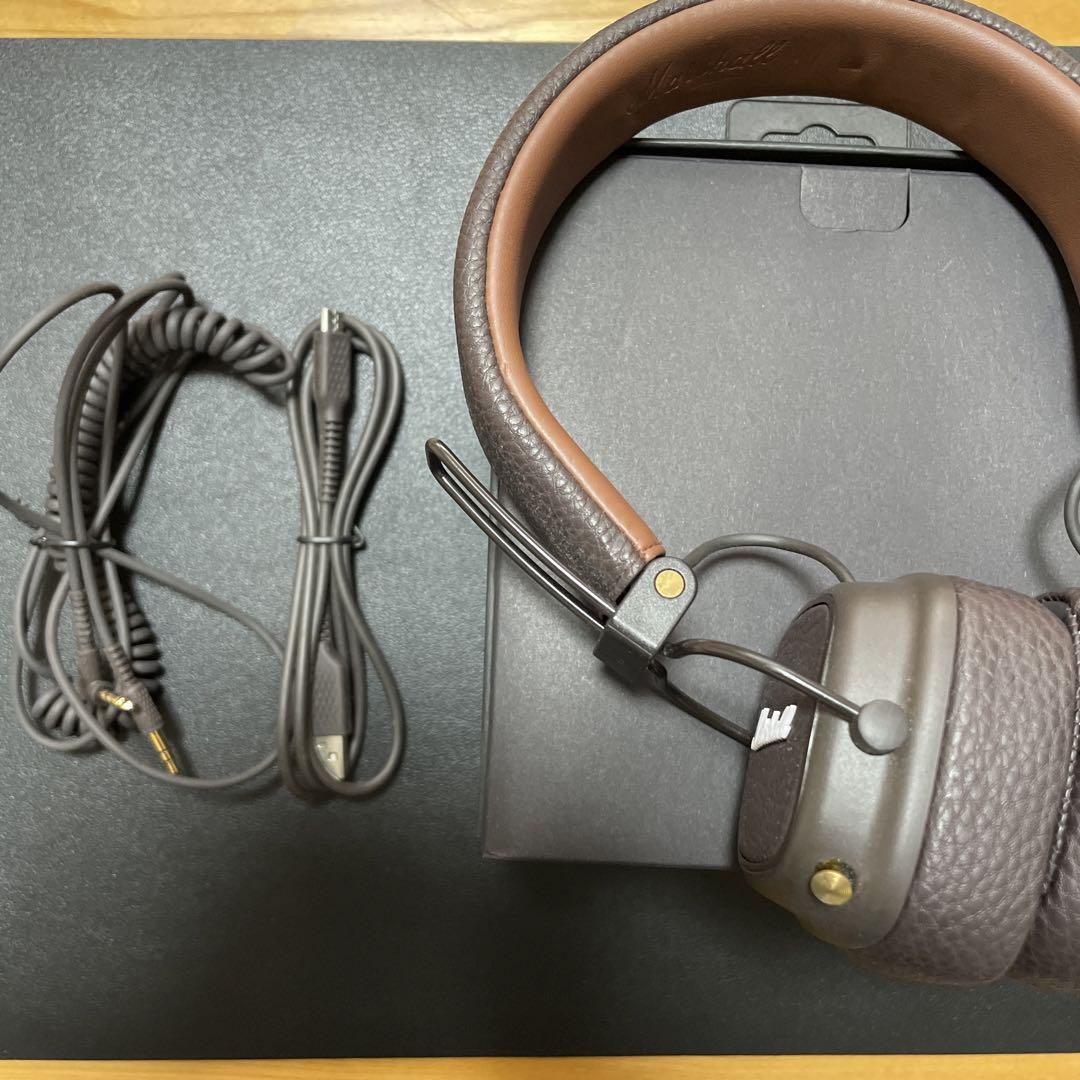 Marshall ブラウン　オーバーイヤーヘッドフォン