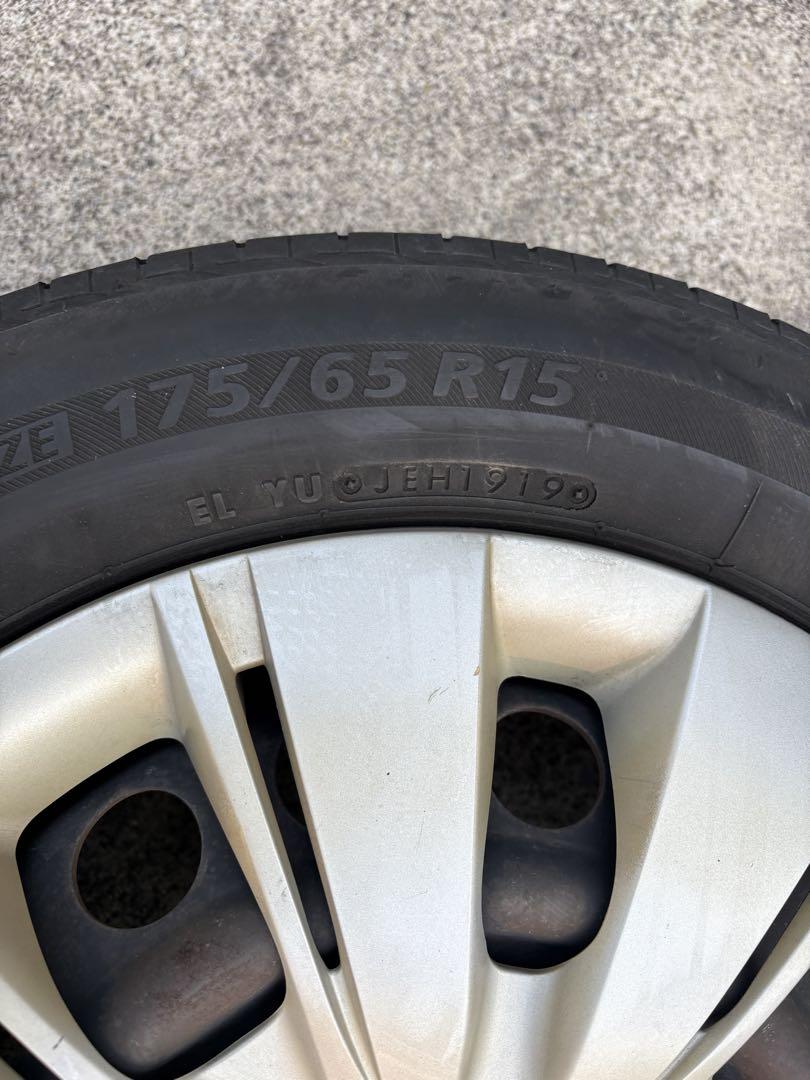 トヨタ 15インチ 夏タイヤセット　4本セット　175/65R15