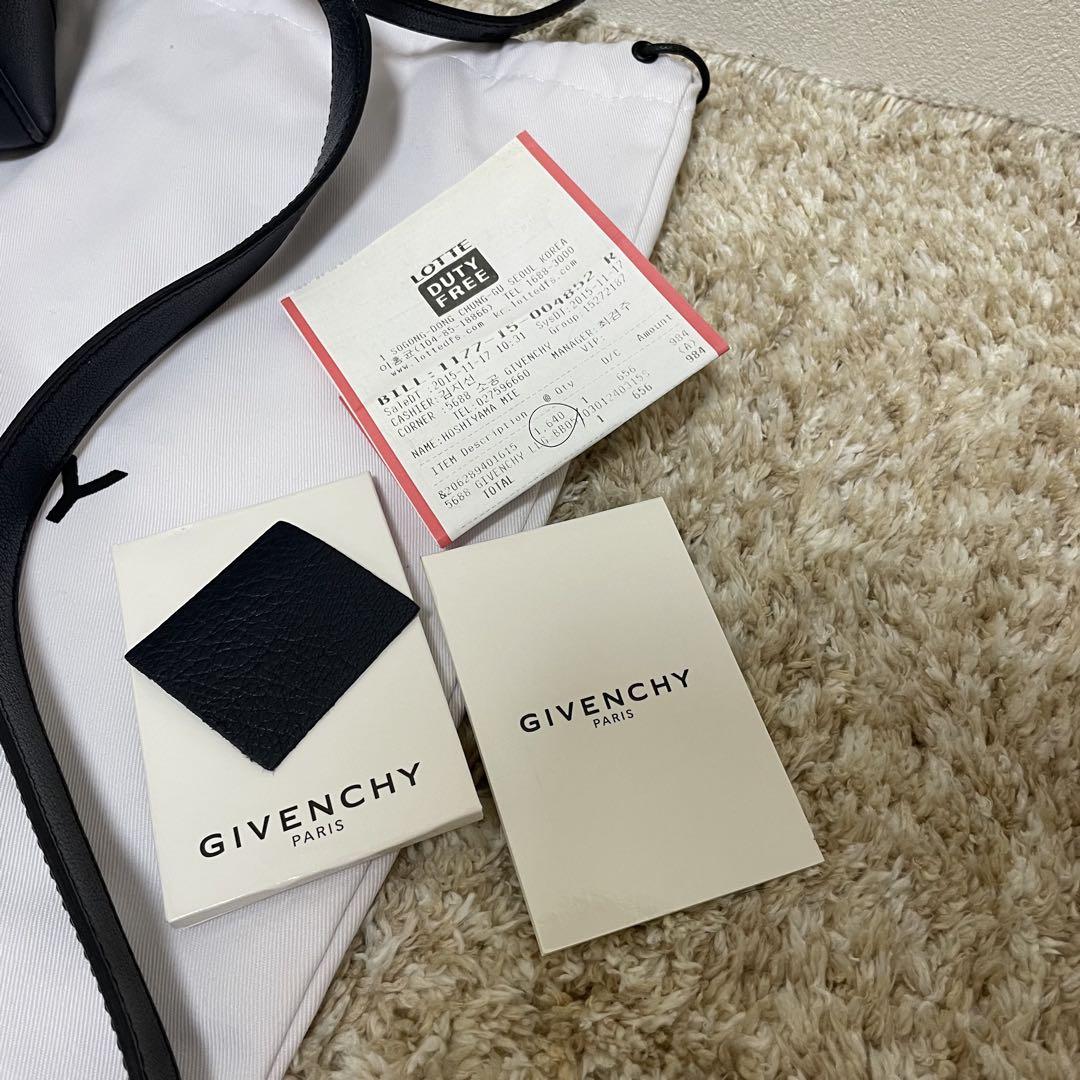 GIVENCHY ジバンシー　ネイビー　ショルダーバッグ