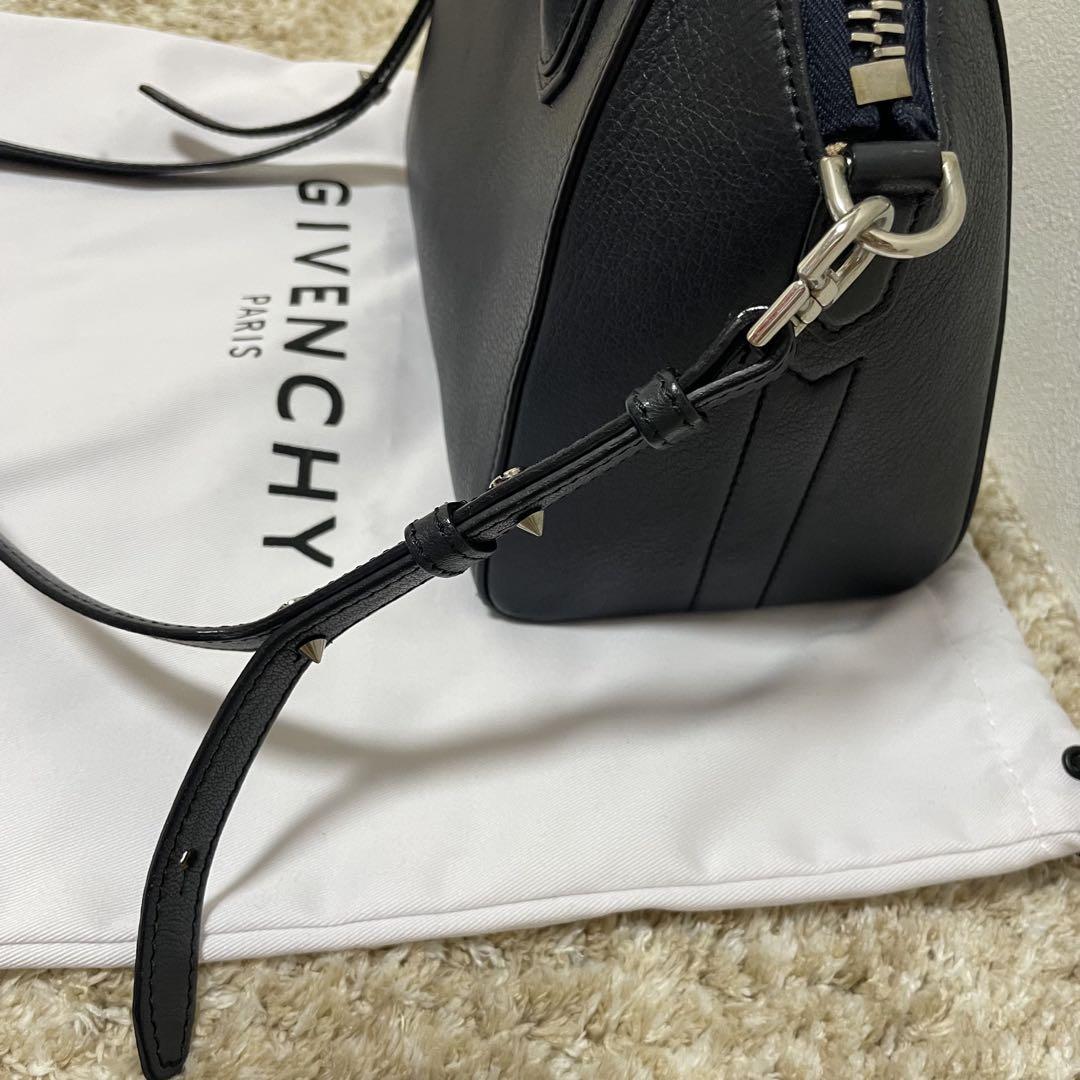GIVENCHY ジバンシー　ネイビー　ショルダーバッグ