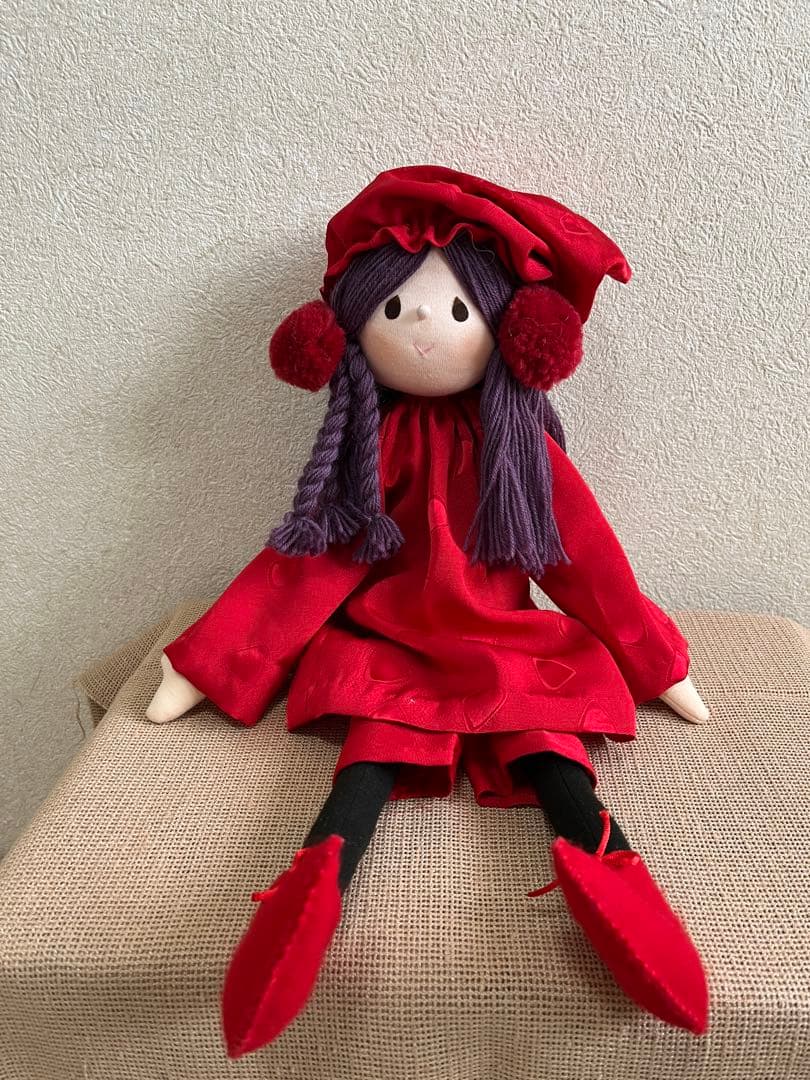 米山京子風　赤いドレスの人形