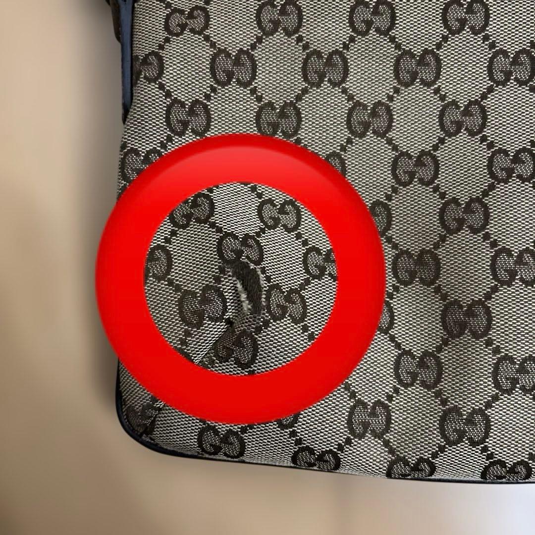 グッチ　ショルダーバッグ　中古品