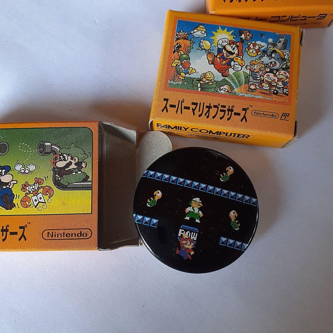 スーパーマリオブラザーズ 缶バッジ レトロ 1985年 スーパーマリオブラザーズ 缶バッジ レトロ 1985年