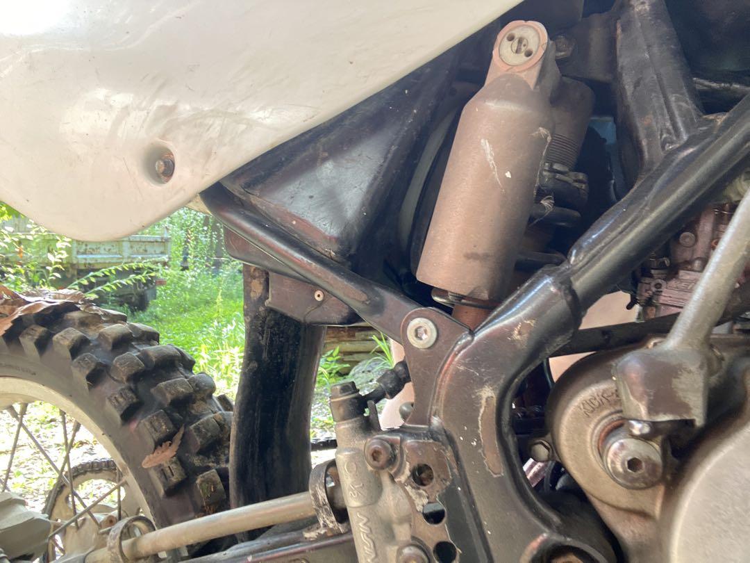 カワサキ　kx85ラージ 引取り限定　待ち合わせの場所などまでは運べます！