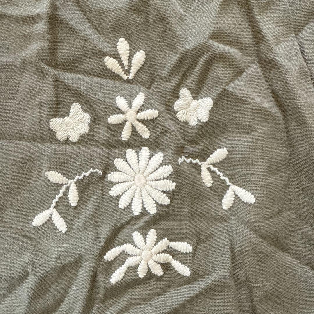 apolina オリーブグリーン刺繍長袖ワンピース - メルカリ