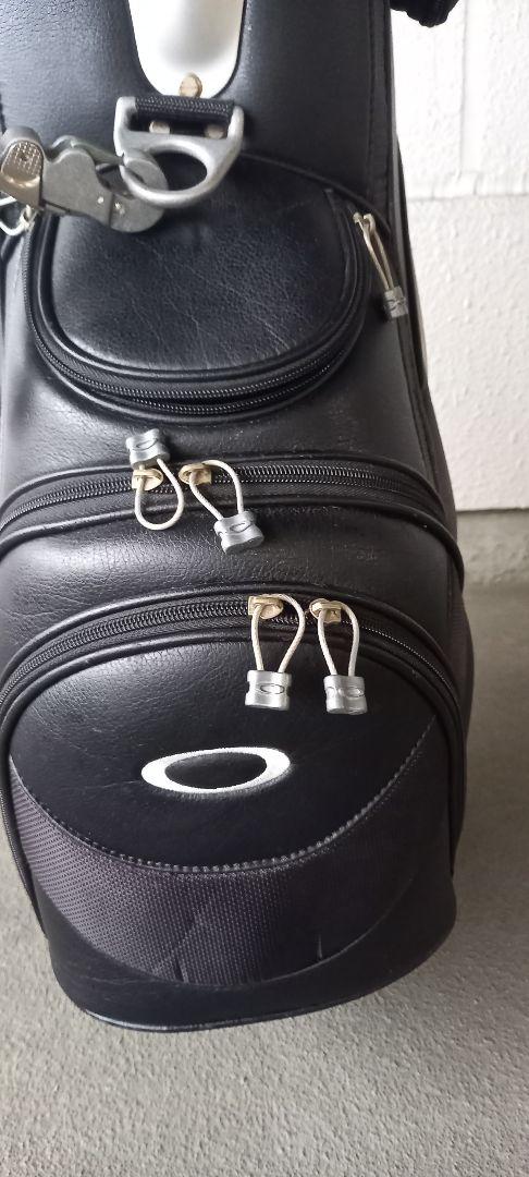 Oakley キャディバッグ ブラック 3w4wオマケ付き。