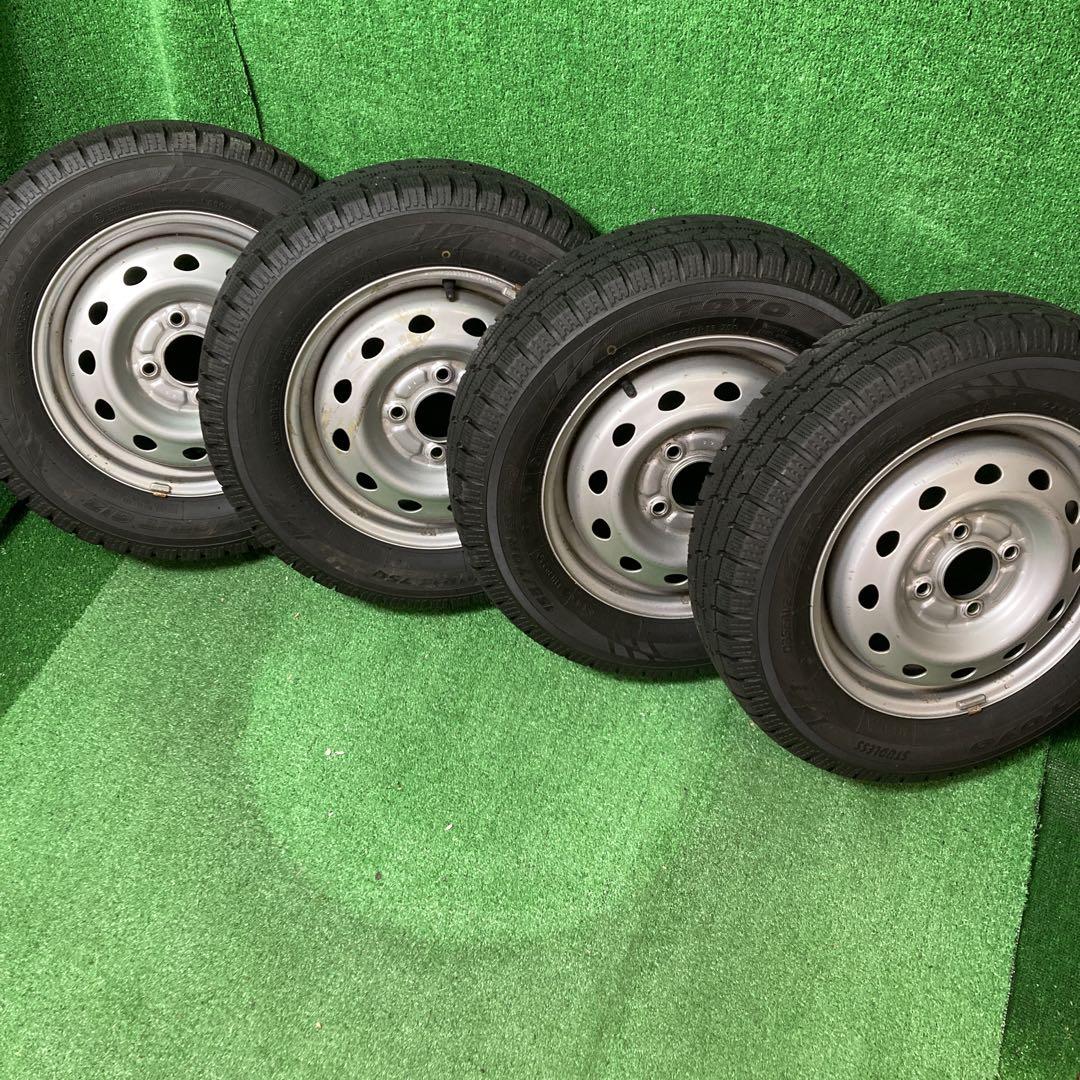 TOYO 155/70R13 スタッドレスタイヤ13インチホイール付き4本！