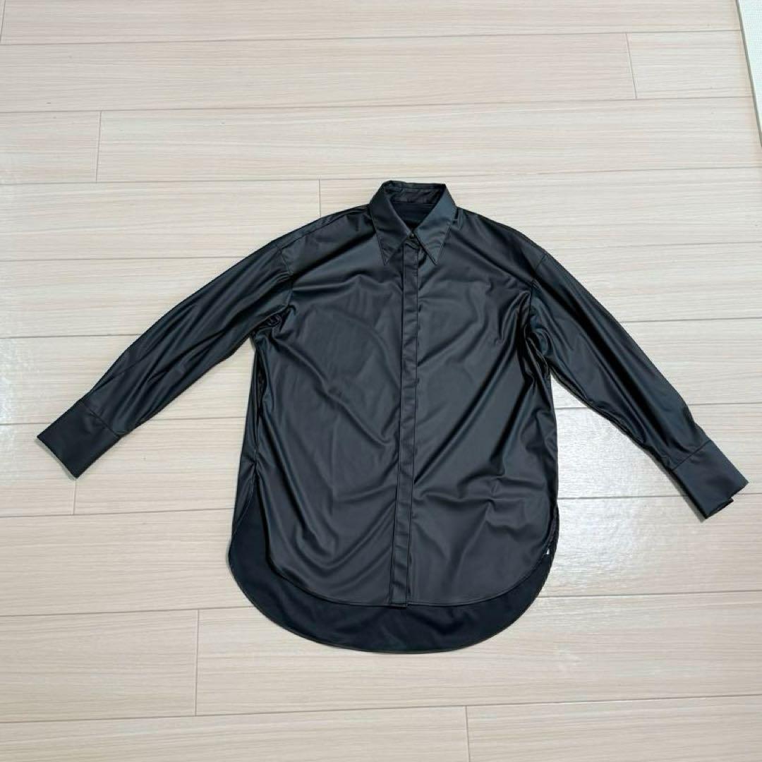 ICB・新品タグ付き】 ライトフェイクレザー シャツ