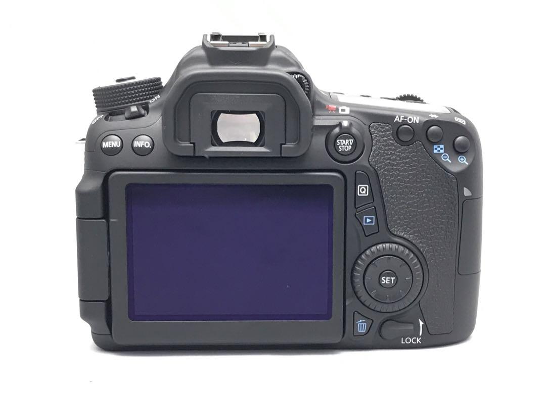 極美品　Canon EOS 70D ダブルズームレンズセット♪安心フルセット
