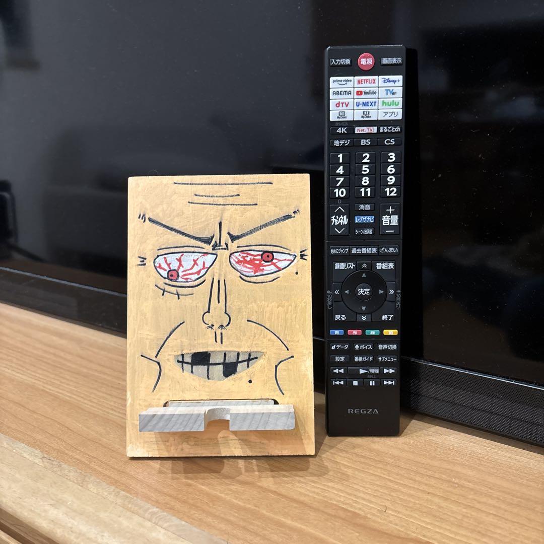 木製スマホスタンド キャラクターデザイン