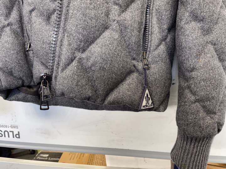 超話題新作 最終大幅値下げ‼️限定モデル ウール編み込み モンクレール