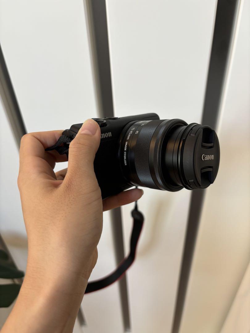 Canon EOS M200 バッテリーと充電器セット