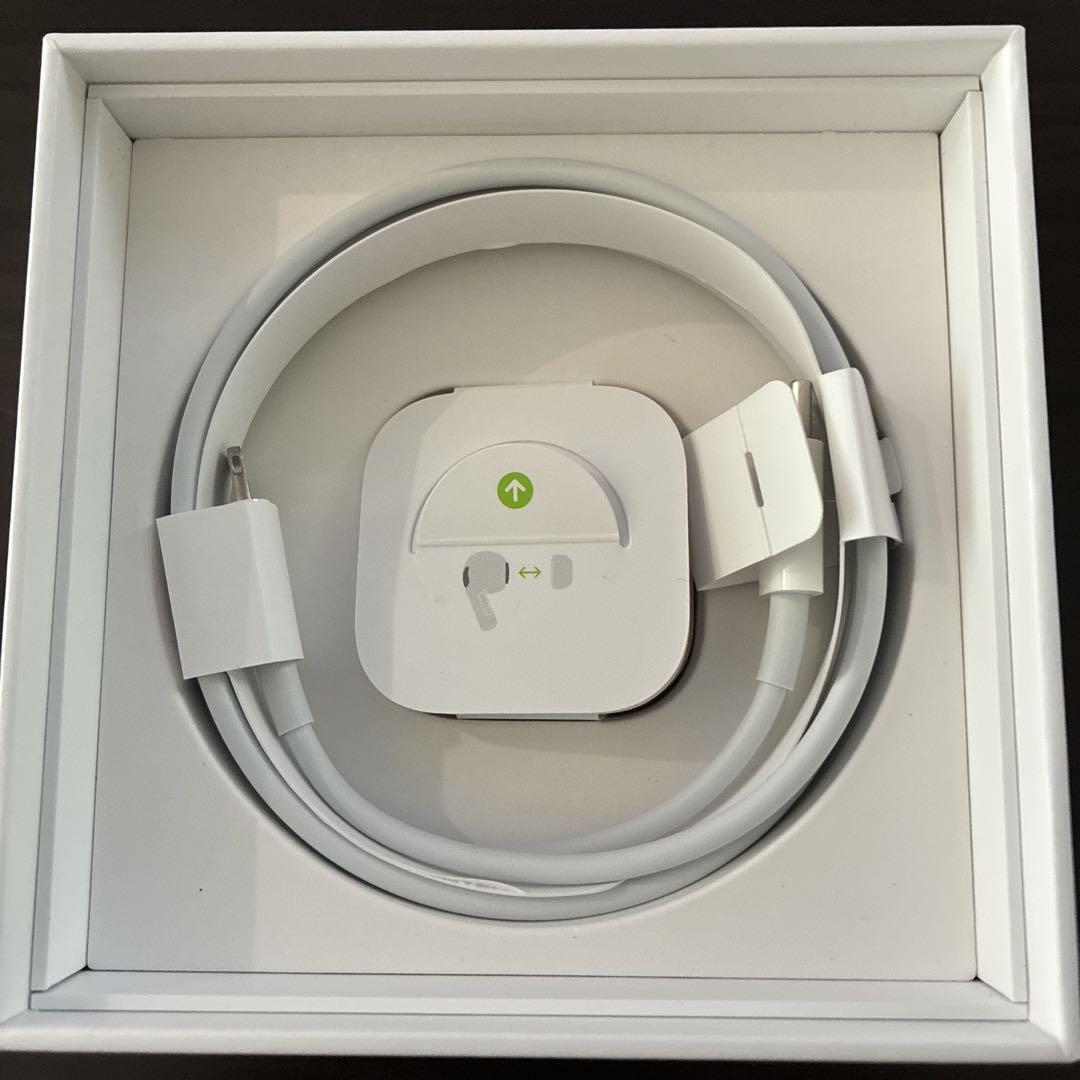 AirPods Pro ワイヤレス充電ケース付き - メルカリ