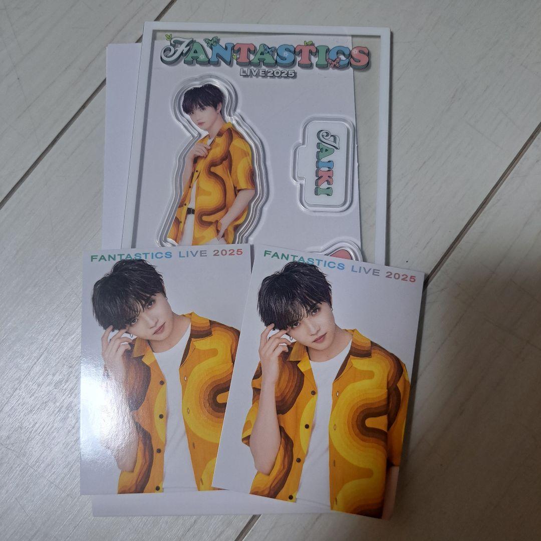 佐藤大樹 アクスタ＆トレカセット - メルカリ