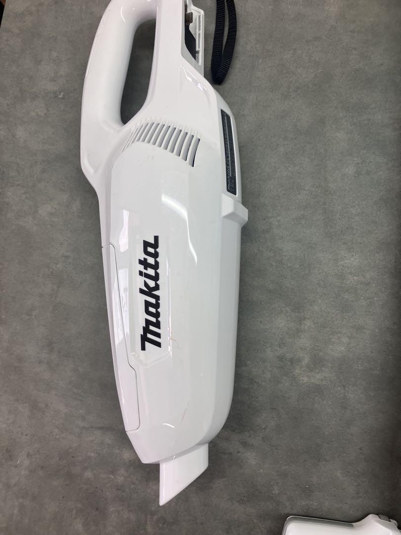 【makita/マキタ】充電式クリーナ CL107FD バッテリー　充電器付
