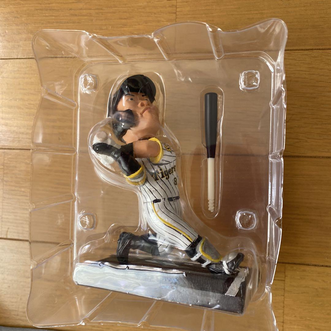 阪神タイガース 佐藤輝明 ボブルヘッド 2022 - メルカリ