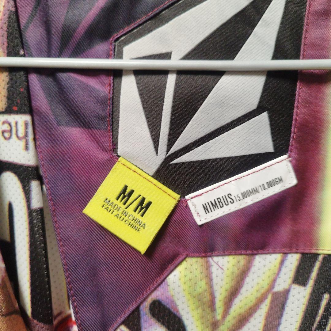 しぃちゃん様　VOLCOM NIMBUS スノーボード ジャケット Mサイズ