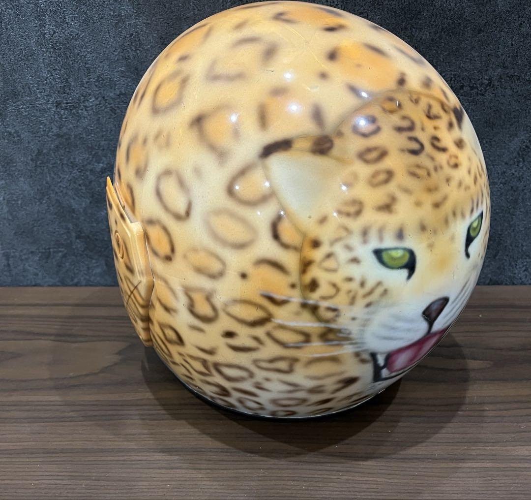 ヒョウ柄 ヘルメット　インテリア