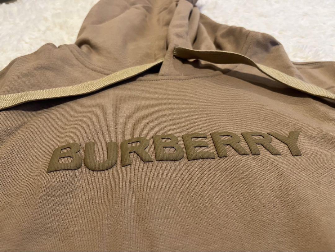 BURBERRY ロゴデザイン Mサイズ キャメル色 パーカー 画像5