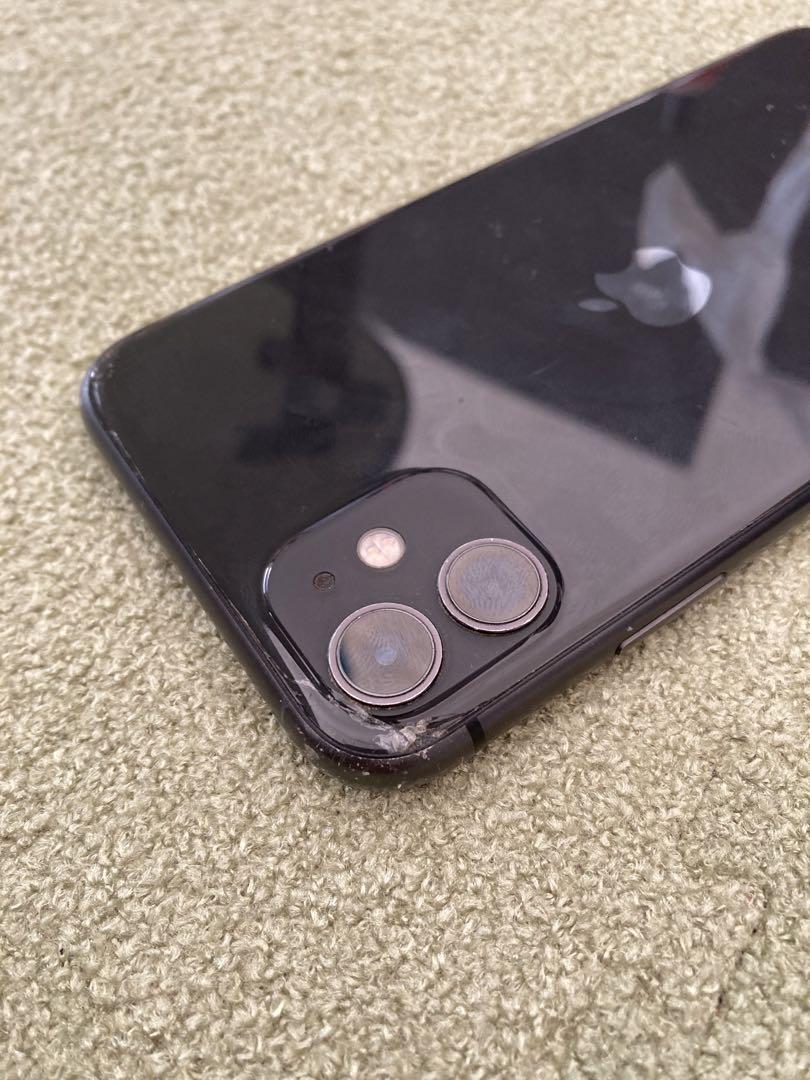 Apple iPhone 11 ストア ブラック 本体