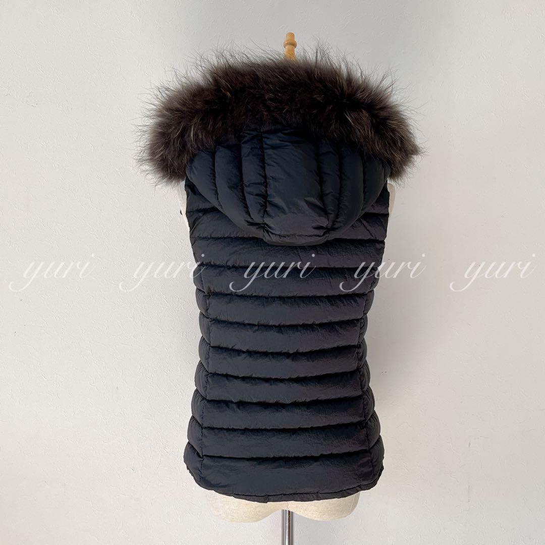 【795】美品　タトラス　リアルファー付きダウンベスト　レディース　黒　M