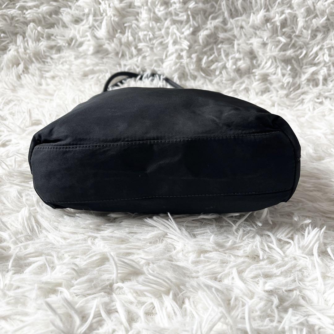 【美品】　プラダ ナイロン ハンドバッグ　トートバッグ　ブラック