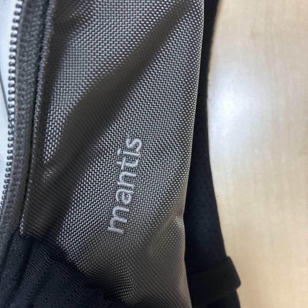 美品国内正規品 ARCTERYX マンティス 26 旧モデル グレー pilot 美品国内正規品 ARCTERYX マンティス 26 旧モデル グレー pilot