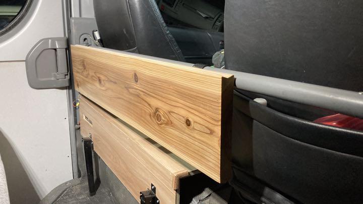 りがとうご ウォールナット仕上げ テーブル 車中泊 内装品 fqZmu-m25283904392 ハイエース 200系 ☴ハンドメイ