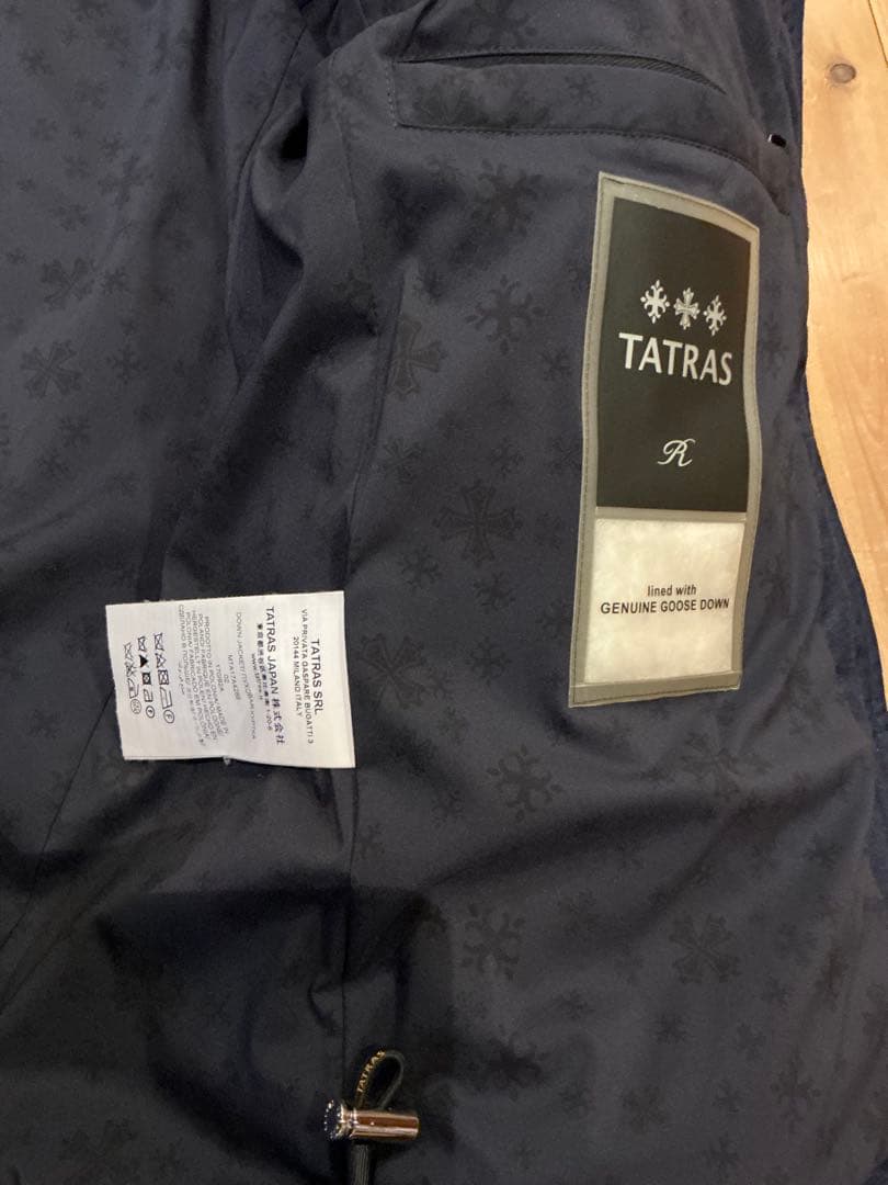 TATRAS Rライン サイズ02 ネイビー フード付き ダウンジャケット TATRAS Rライン サイズ02 ネイビー フード付き ダウンジャケット