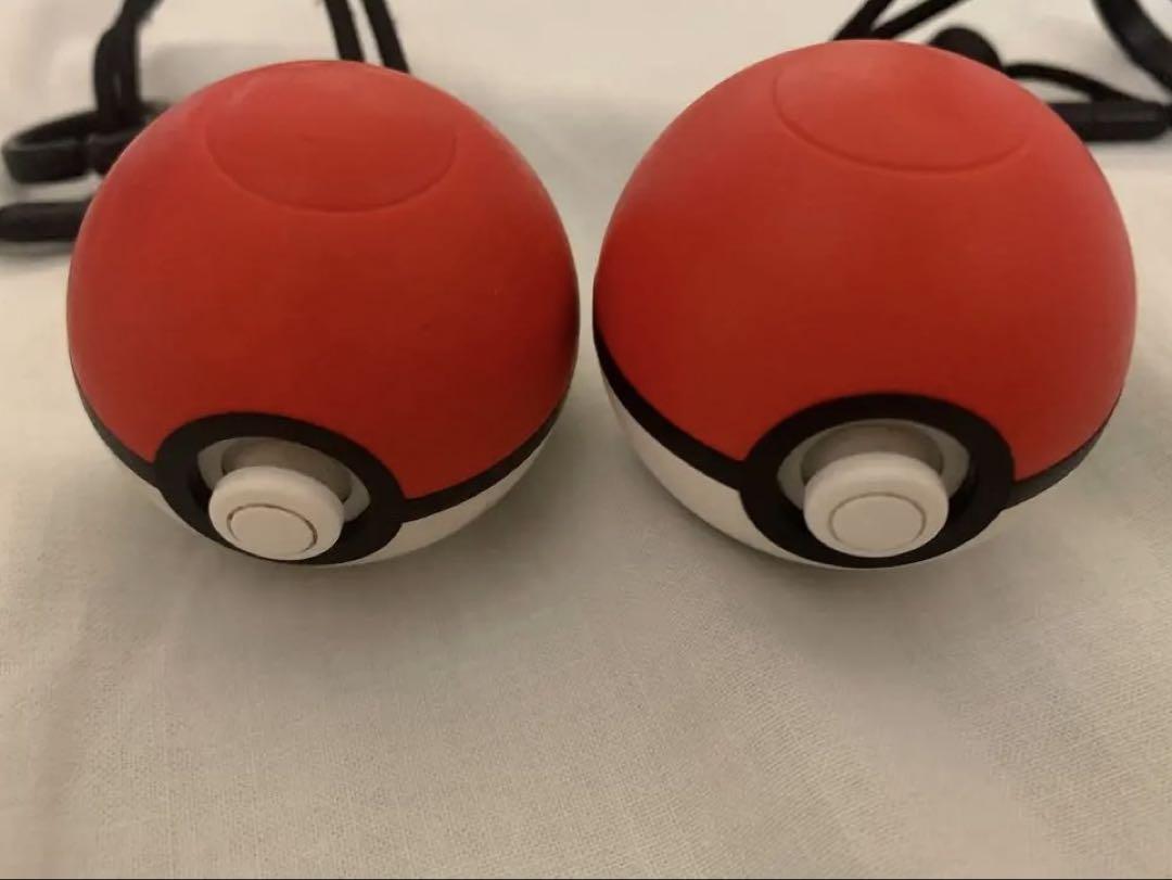 モンスターボールプラス　2個セット　ミュウ入り？