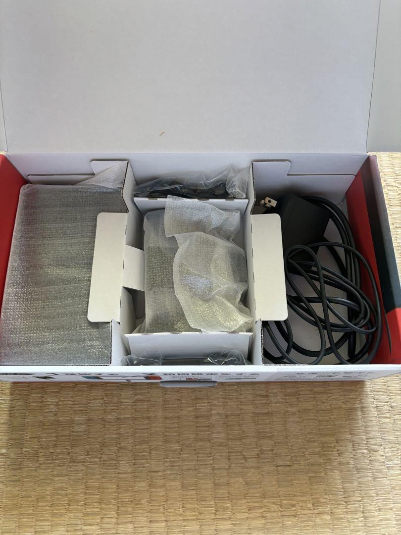 Nintendo Switch 青/赤 本体新品